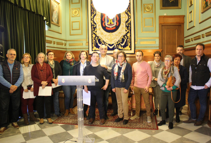 Motril celebra el D�a Internacional de las Personas con Discapacidad con la lectura de un manifiesto que reivindica derechos y m�s atenci�n social